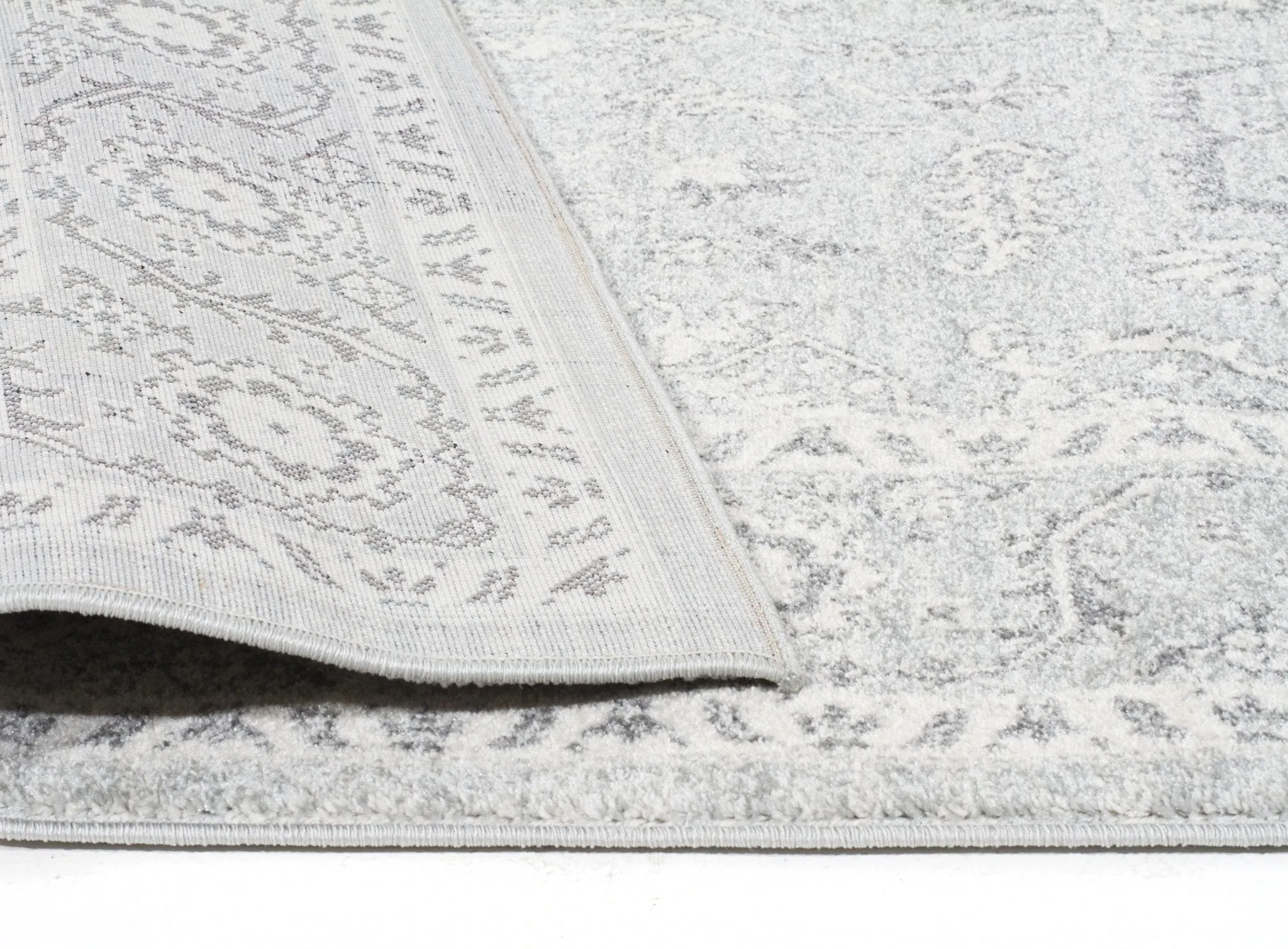 Esme Silver Flower Transitional Rug