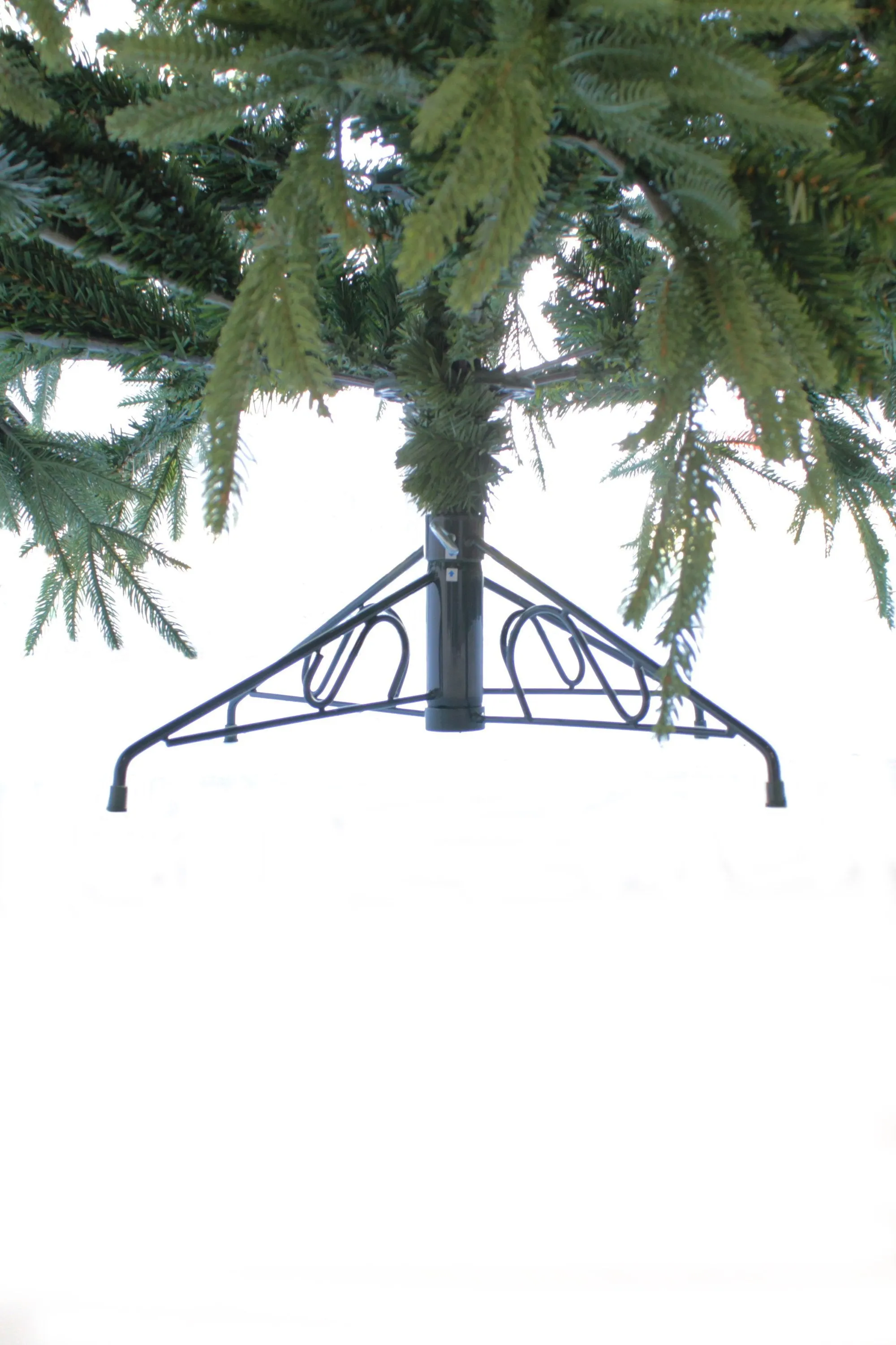OPEN BOX - 6' Northern Shasta Fir Artificial Christmas Tree