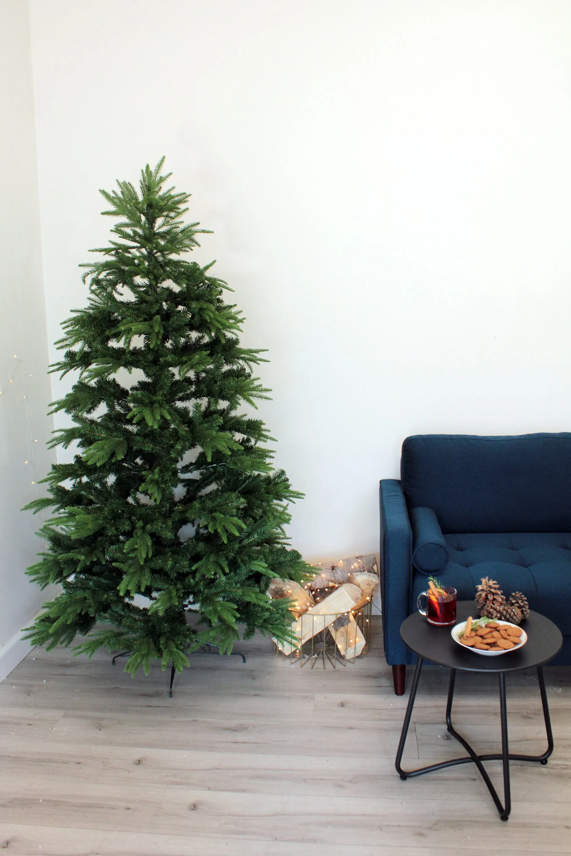 OPEN BOX 7' Northern Fir Full Christmas Tree