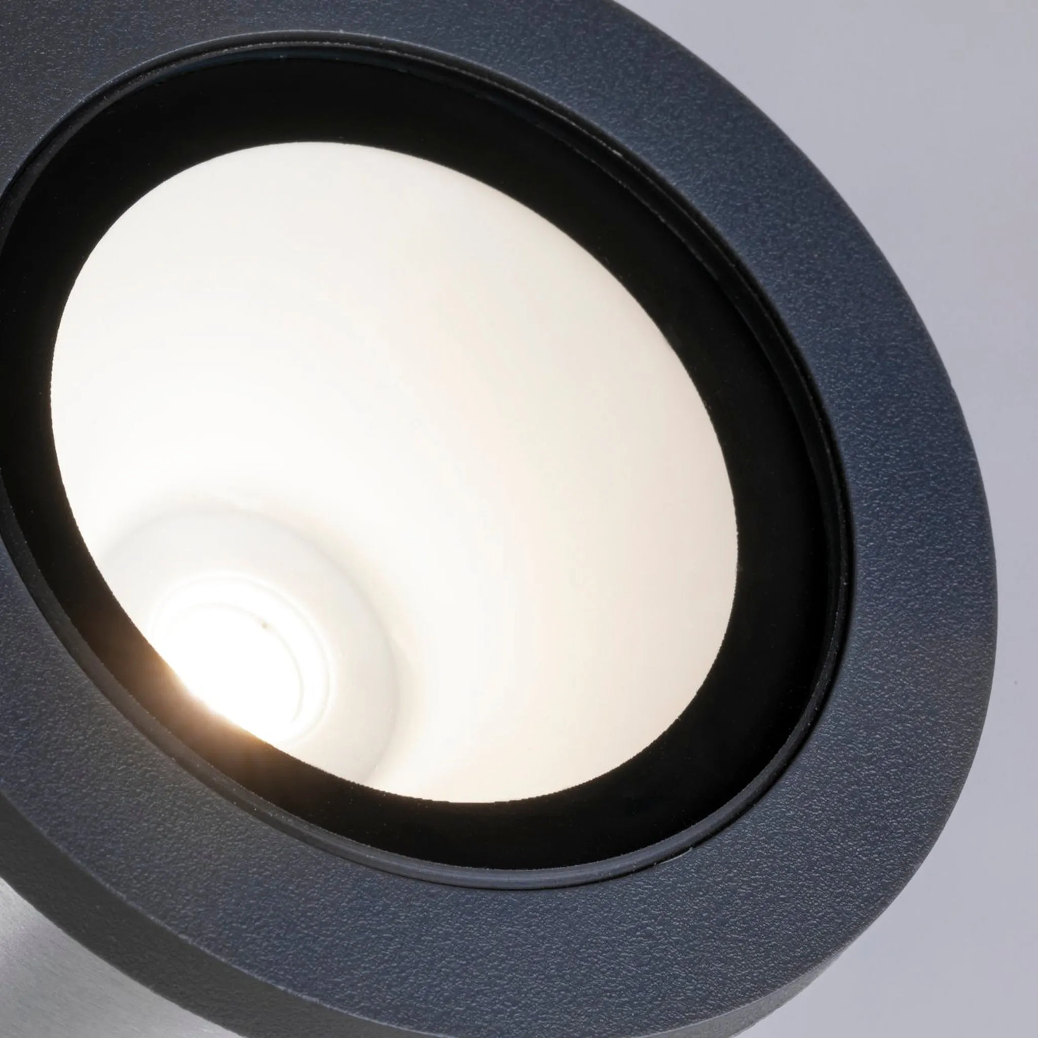 Plug & Shine Outdoor Classic 5.2W LED  Individual Spotlight in Anthracite