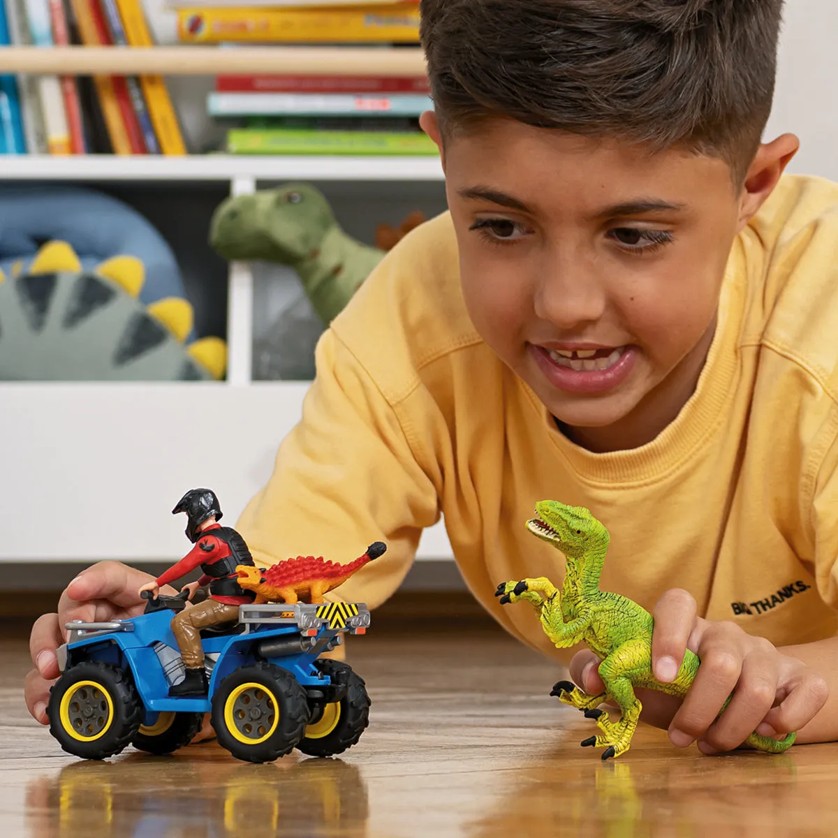 Quad escape from Velociraptor